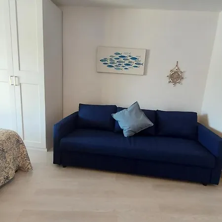 Jone Feriehus Diano Marina